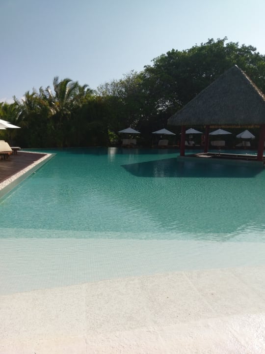 Pool Adaaran Select Meedhupparu Island Resort - Premium All Inclusive