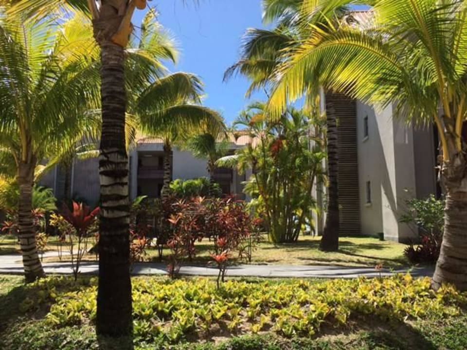Garten Crystals Beach Resort Belle Mare, a member of Radisson Individuals