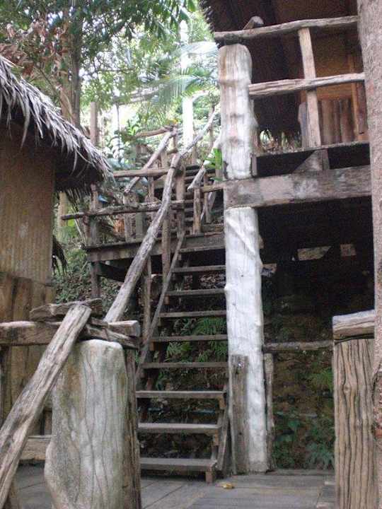 Treppe zur Bar Bai Lan Bay Resort