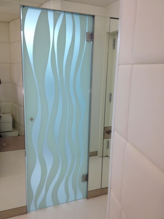 WC gleich gegenüber Bett Hotel The Mirror Barcelona