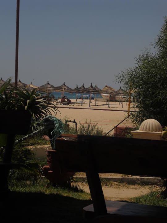 Strand Hotel Nesrine