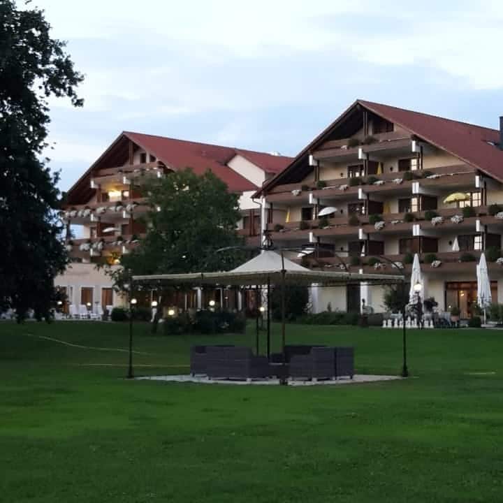 Außenansicht Der Eisvogel - Wellness- & Genusshotel