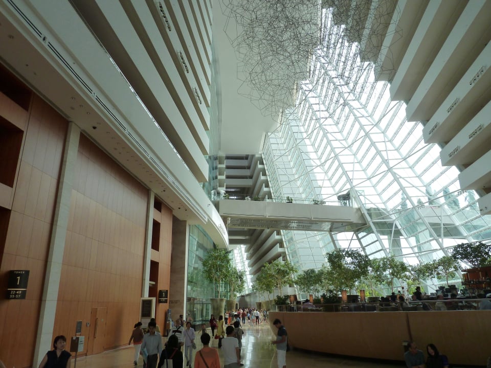 Vor dem Frühstücksbereich Marina Bay Sands