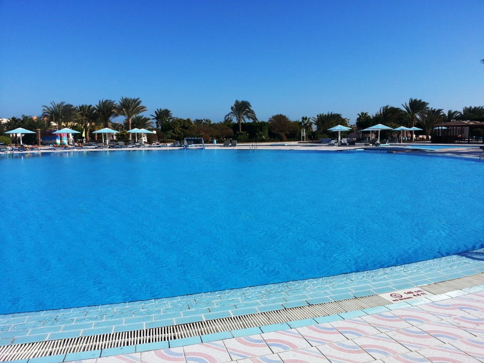 .....der ist wirklich so groß..... Pharaoh Azur Resort