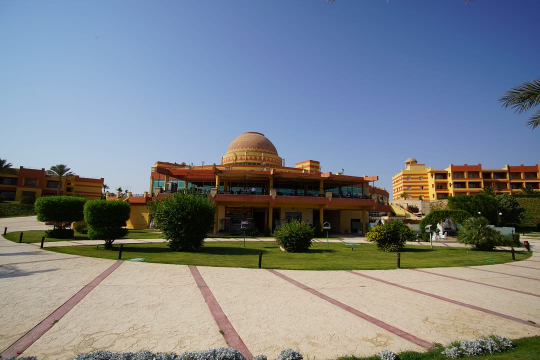 Außenansicht Malikia Resort Abu Dabbab
