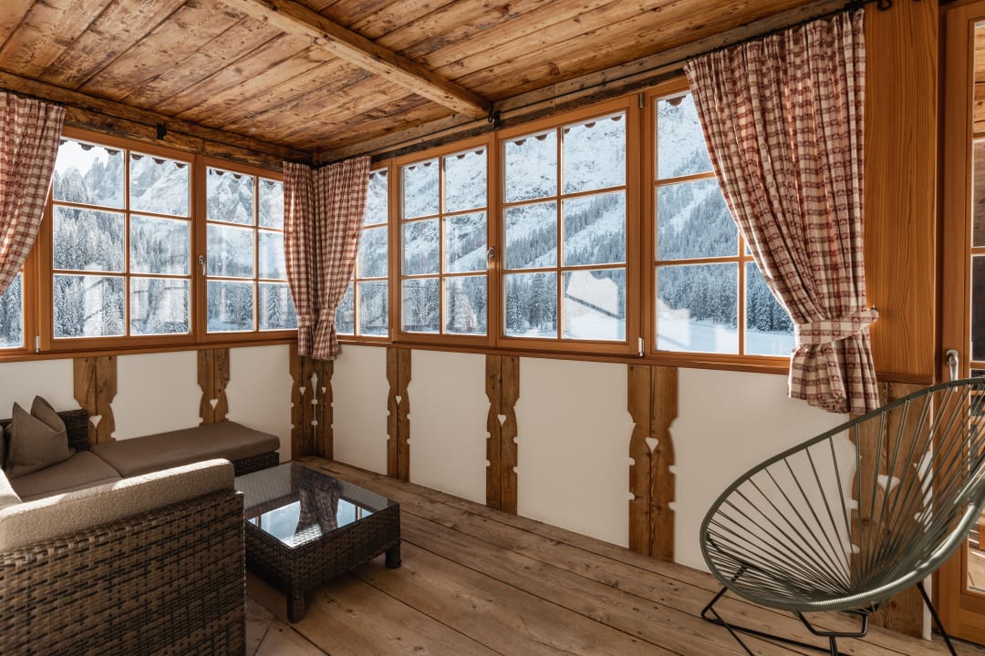 Zimmer Hotel Dolomitenhof & Chalet Alte Post
