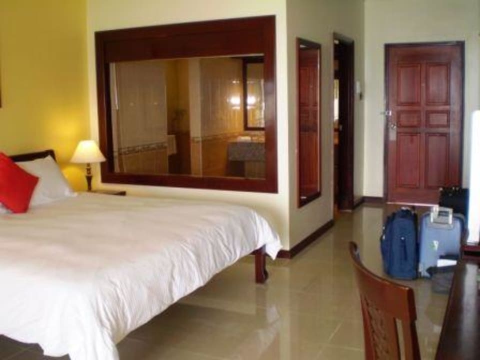 Das Zimmer vom Balkon aus Berjaya Langkawi Resort