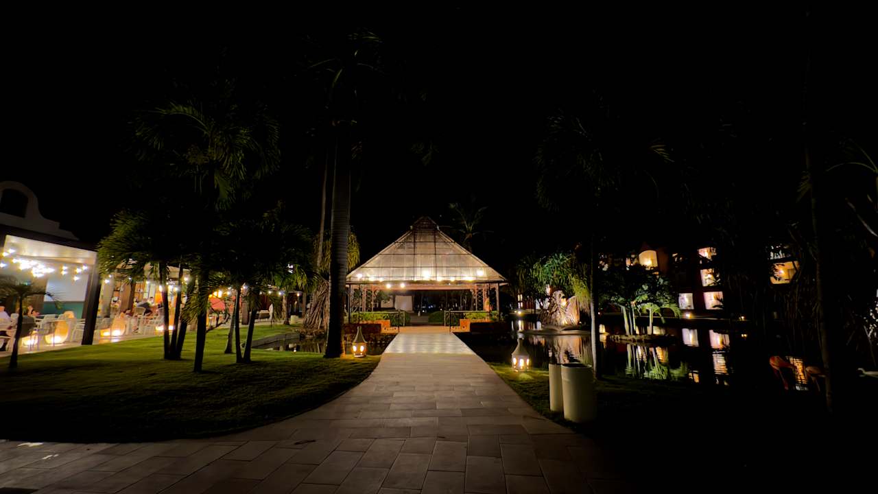 Gartenanlage Caribe Deluxe Princess