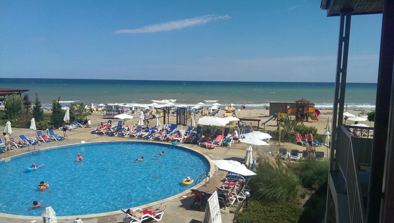 Strand mit Kinderpool 08.-09.2014 Sol Luna Bay