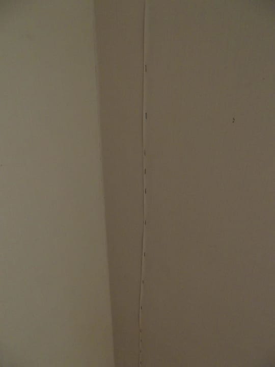 Tapeten angetackert - super Hane Family Resort