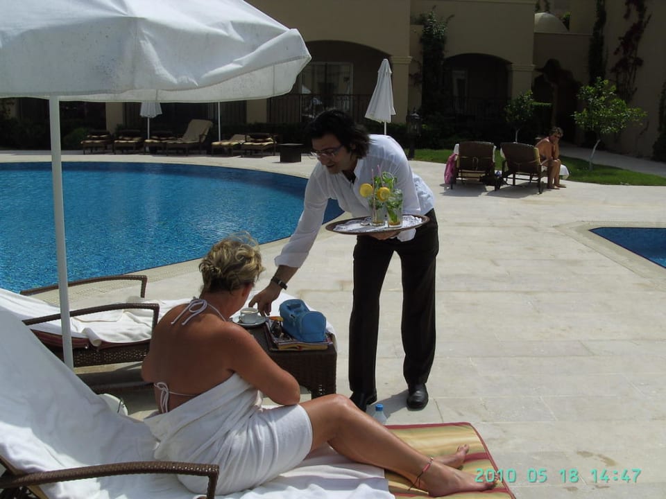 Zeer vriendelijke ober Spice Hotel & Spa