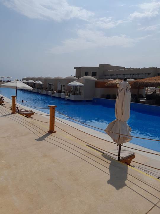 Pool Diamond Beach by Pearl Resort