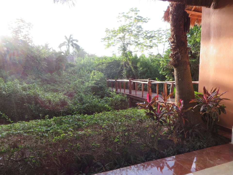 Entre les lobbys Grand Palladium Kantenah Resort & Spa