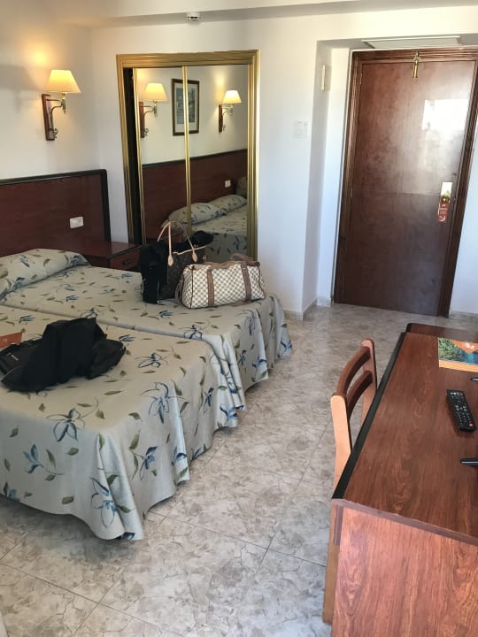 Zimmer HSM Reina del Mar