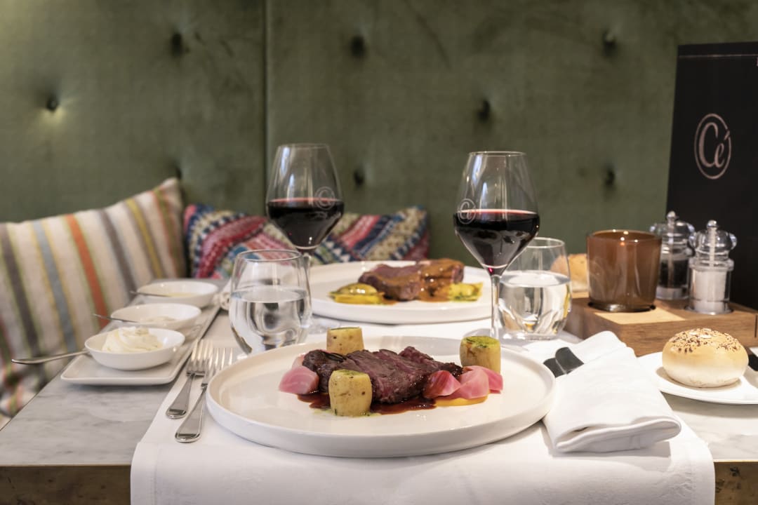 Gastro Golden Tulip Hotel Central