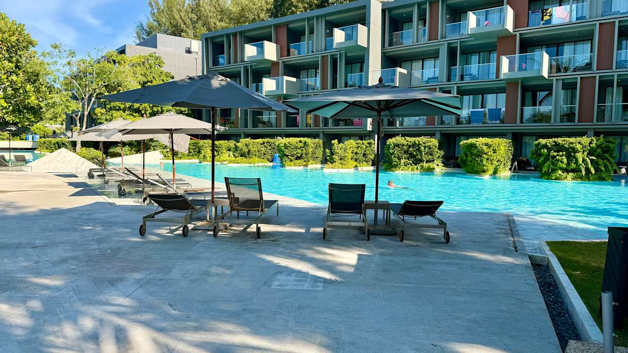 Pool La Vela Khao Lak