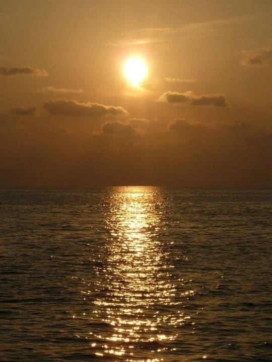 Sonnenuntergang  Meeru Maldives Resort Island