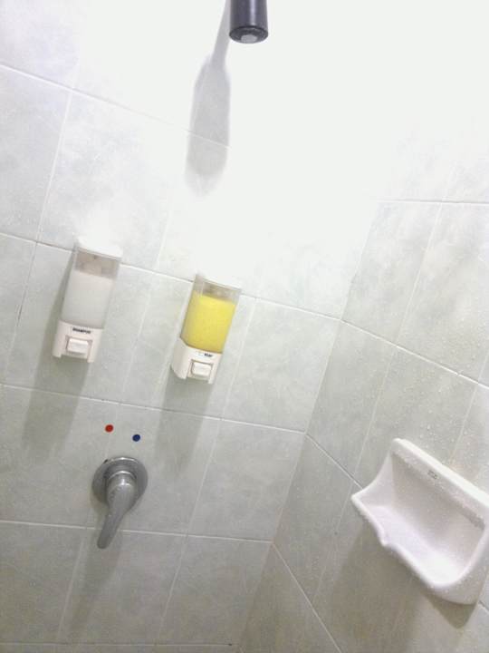 Dusche Hotel New Travel Lodge