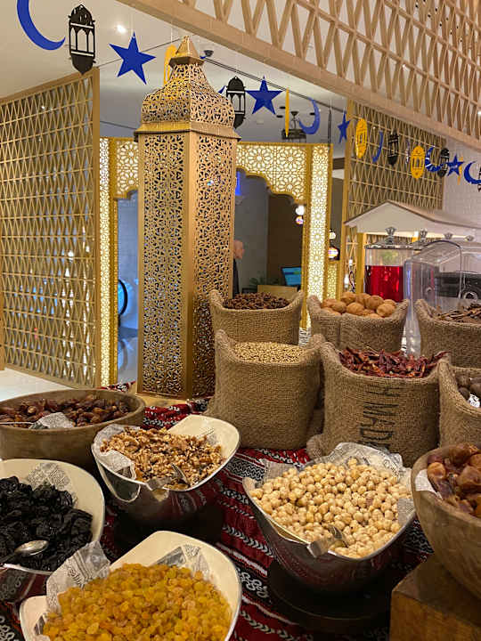 Gastro Al Bandar Rotana - Creek