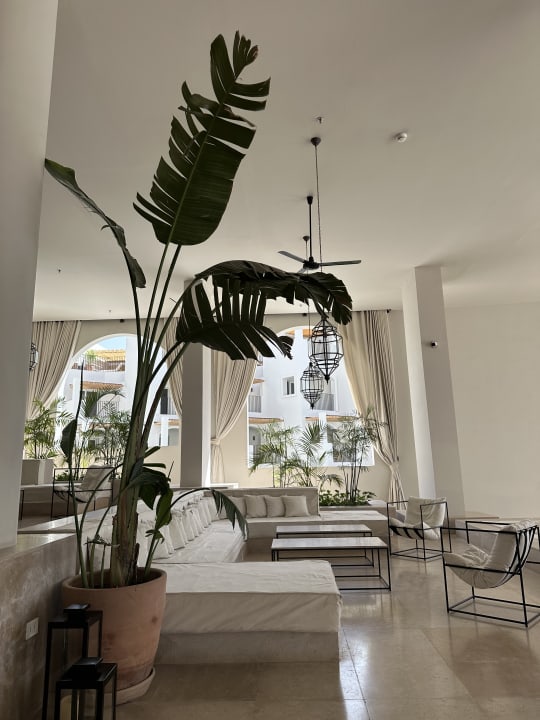 Lobby Serry Beach Resort