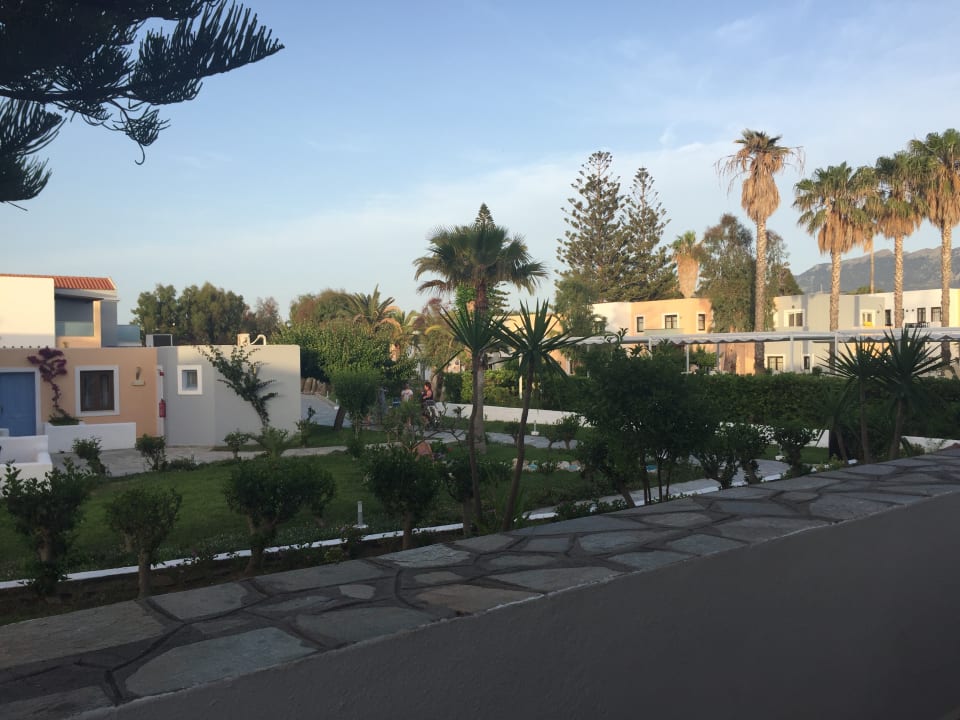 Gartenanlage Atlantica Marmari Beach