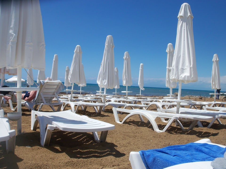 Schöner Strand Seaden Corolla Hotel