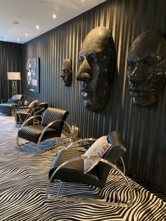 Lobby Kurhaus salinenparc - Design Boutique Hotel