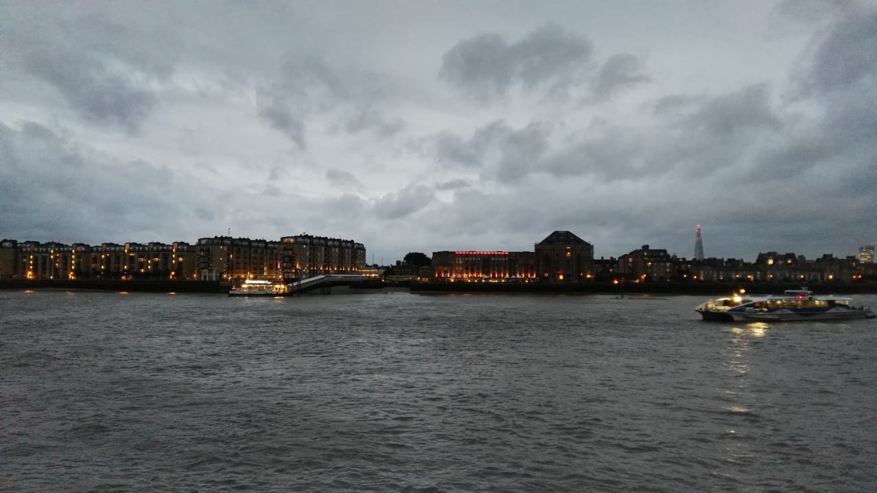 Außenansicht DoubleTree by Hilton Hotel London - Docklands Riverside