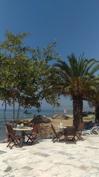 Essen am Strand Dogan Paradise Beach