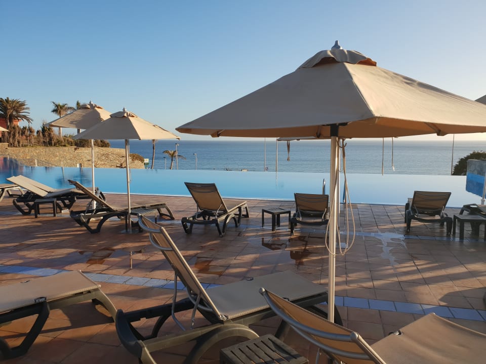 Pool H10 Playa Meloneras Horizons Collection