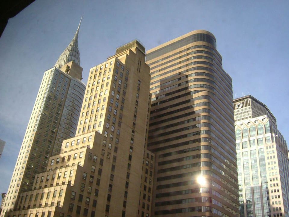 Ausblick auf Gebäude Hotel Wyndham Midtown 45