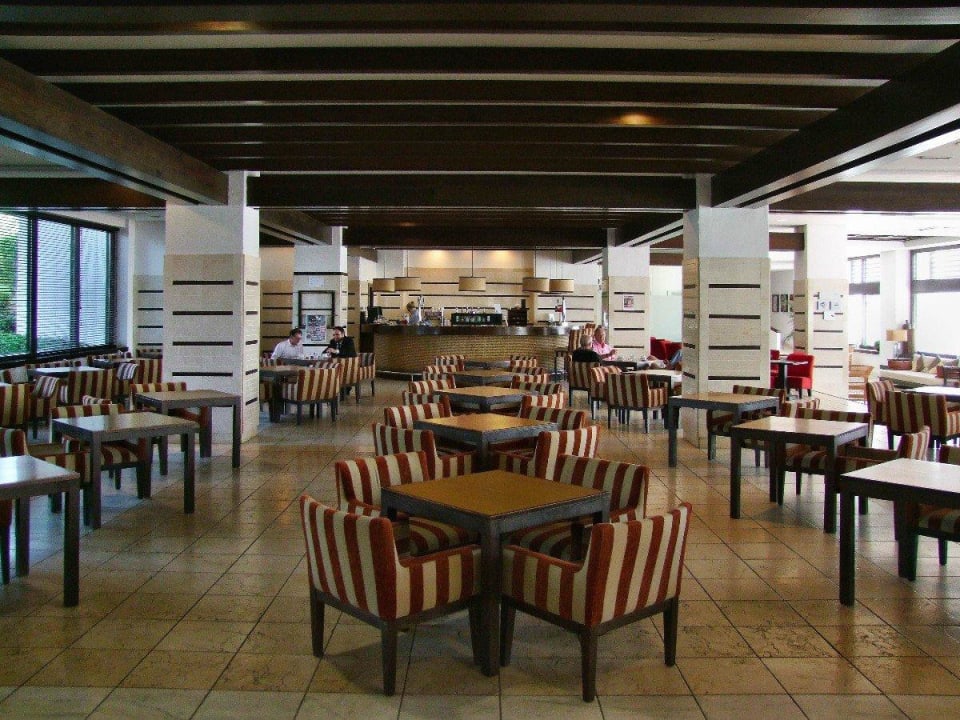 Bar im hinteren Bereich der Empfangshalle H10 Estepona Palace
