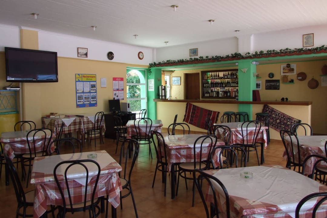 Speiseraum mit Internet Hotel Karavos