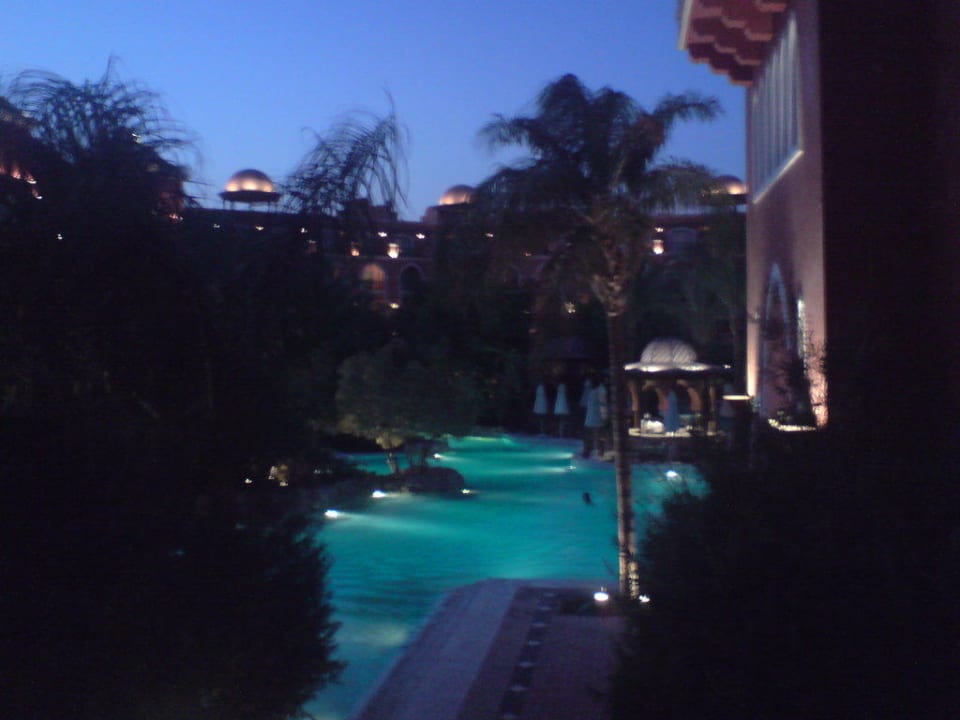 Blick aus dem Zimmer zum Pool The Grand Resort