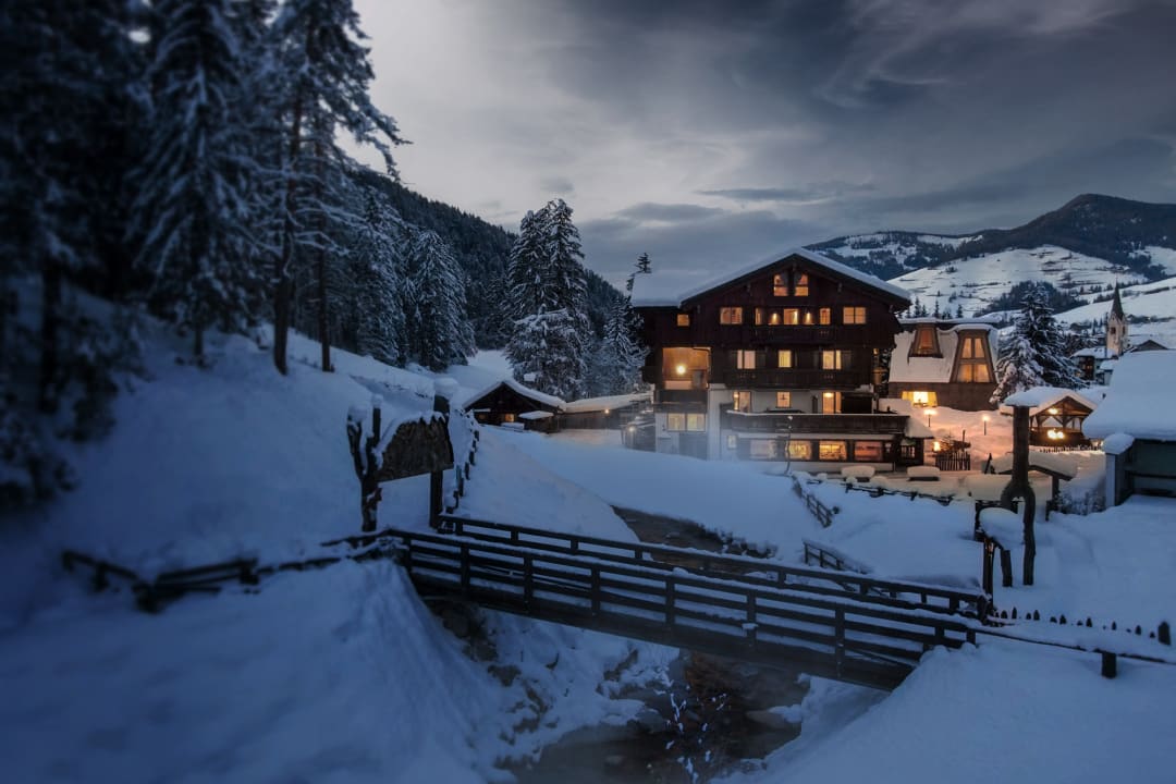 Außenansicht Aqua Bad Cortina - BIOhotel & Thermal Baths