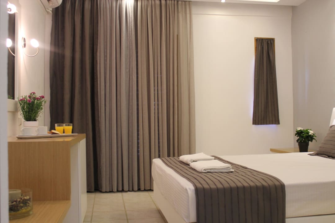 Double Room - Details Hotel Zeus