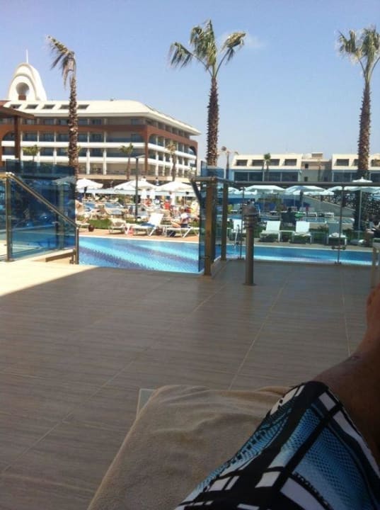 Nur eine Liege kein Schirm TUI MAGIC LIFE Jacaranda