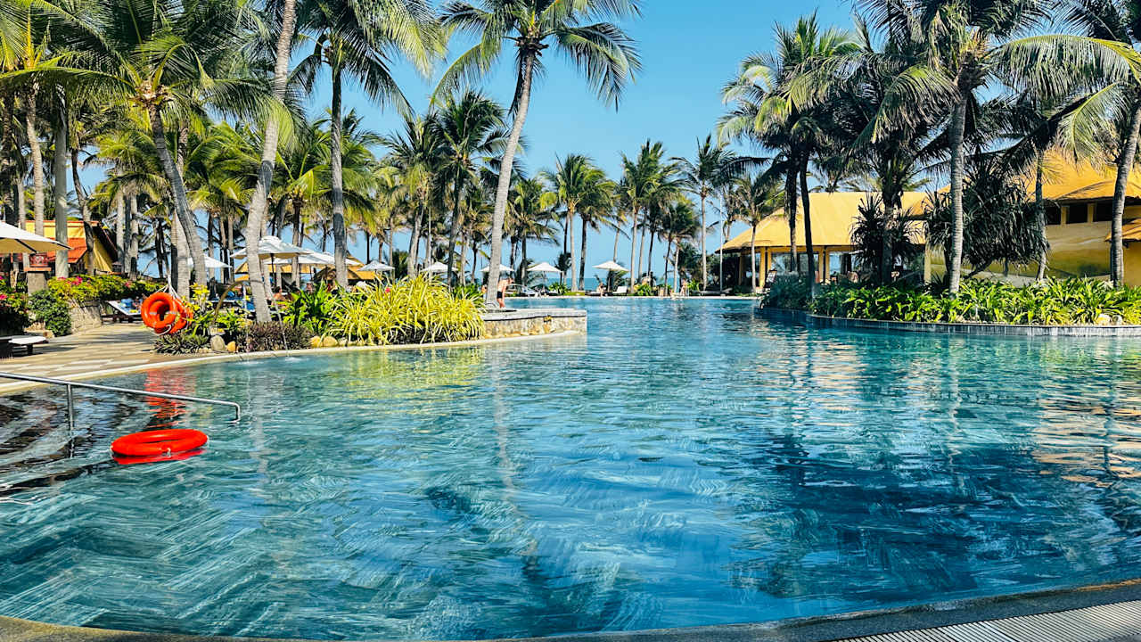 Pool Pandanus Resort
