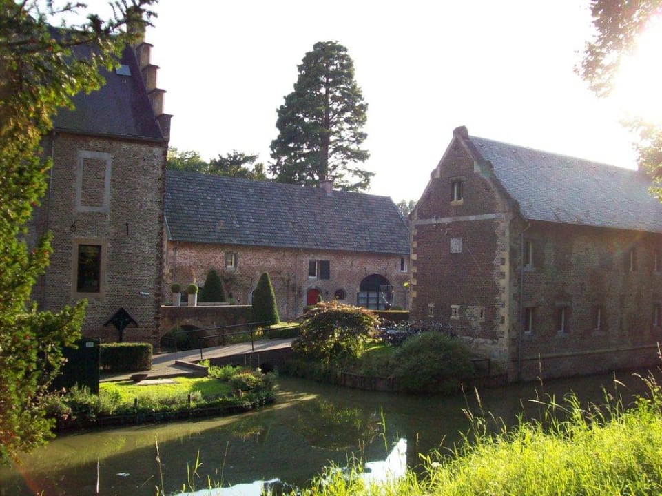 Außenbereich um das Schloss Hotel Kasteel Terworm
