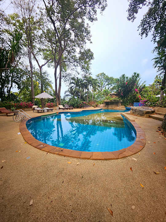 Pool The Fair House Beach Resort