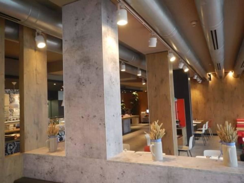 Innenraum Gastro/Lobby Hotel Ibis München Garching