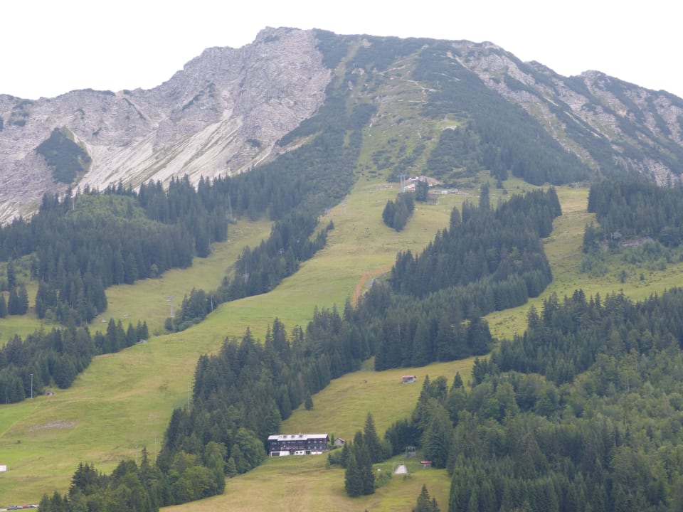 Blick zum Iseler Oberjoch - Familux Resort