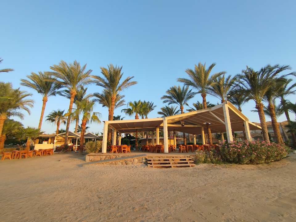 Strand Brayka Bay Resort