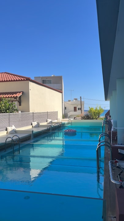 Pool Harmony Boutique Resort