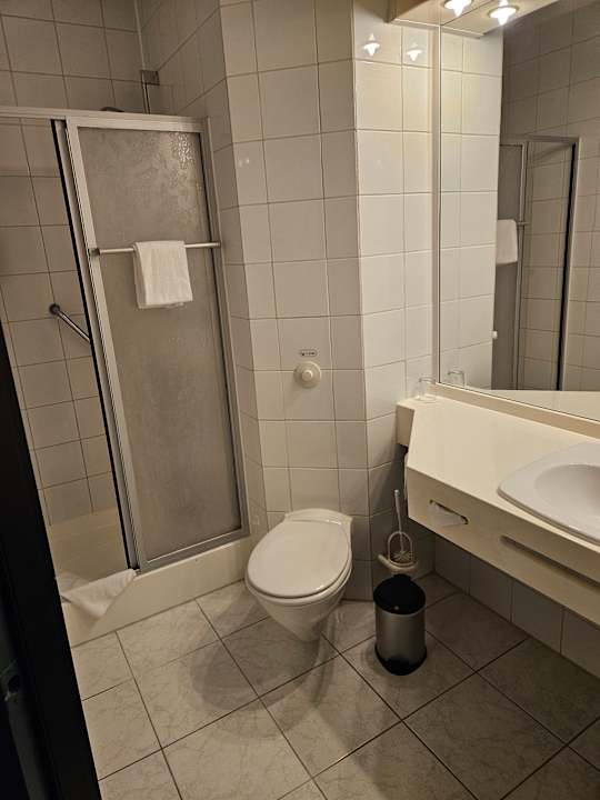 Zimmer Hotel Days Inn Dessau