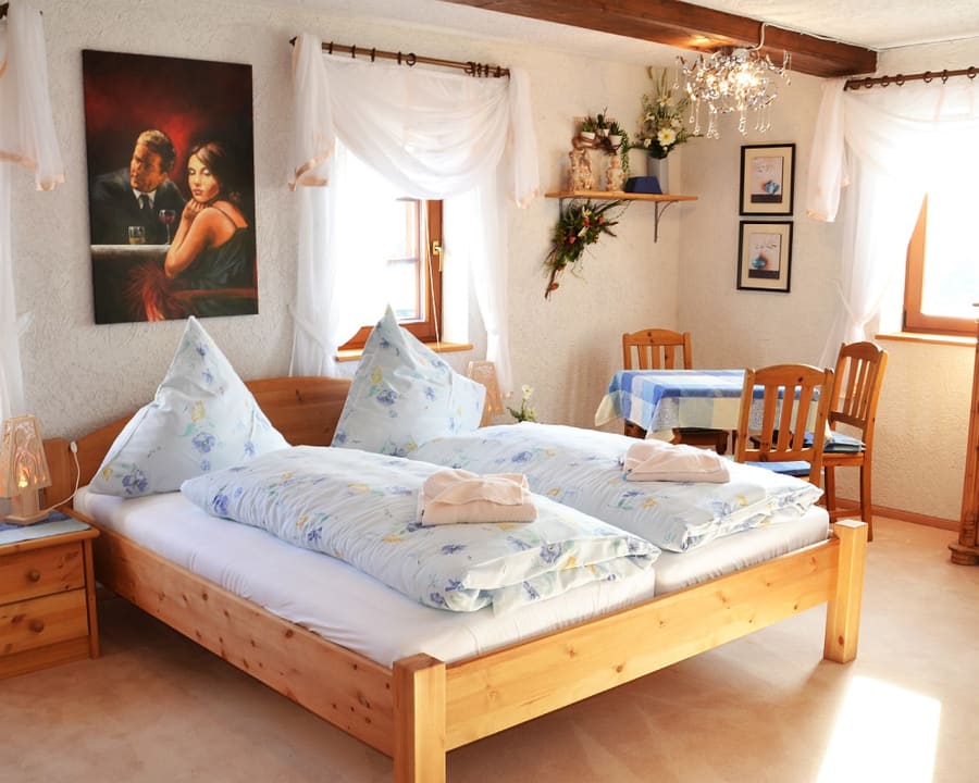 Zimmer Ferienwohnung zum Kunsthandwerkerhaus