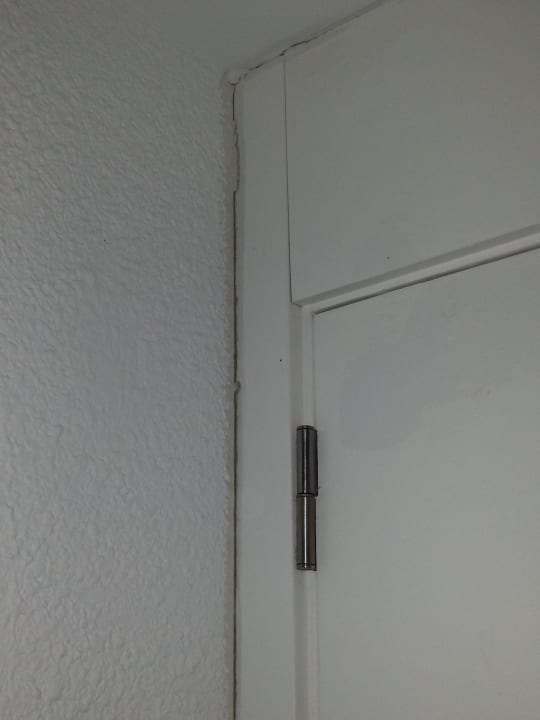 Zimmertür von innen Iberostar Waves Bahia de Palma