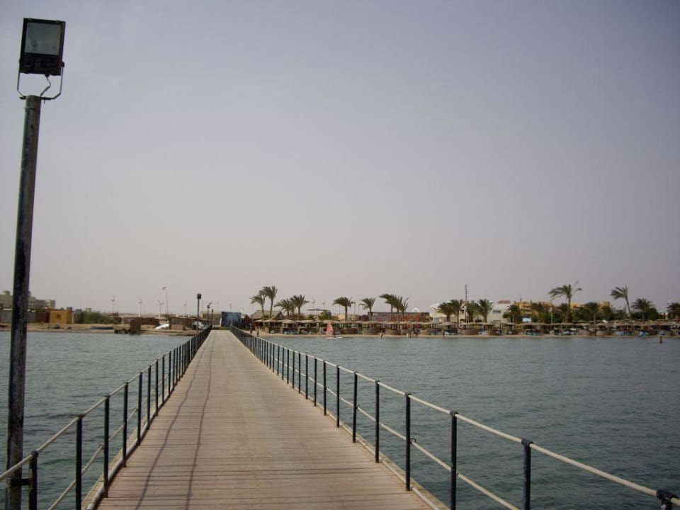 Blick vom Hotelsteg Golden Beach Resort