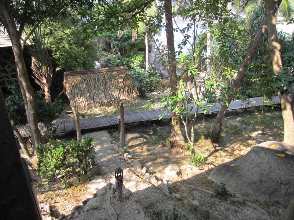 Weg im Resort Sensi Paradise Beach Resort