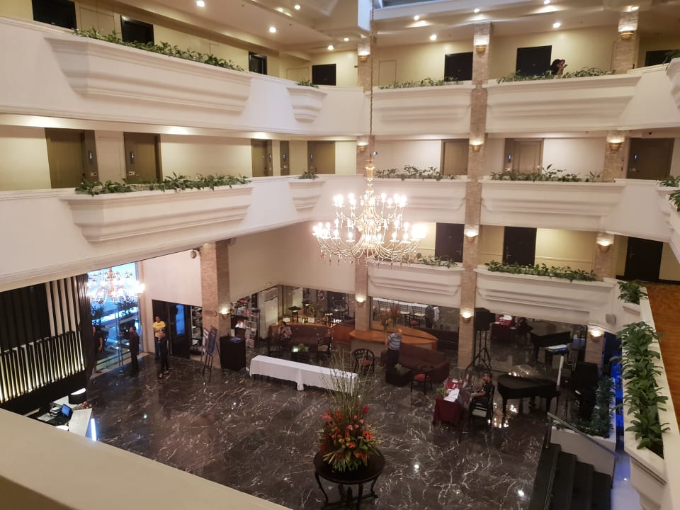 Lobby Hotel L Fisher